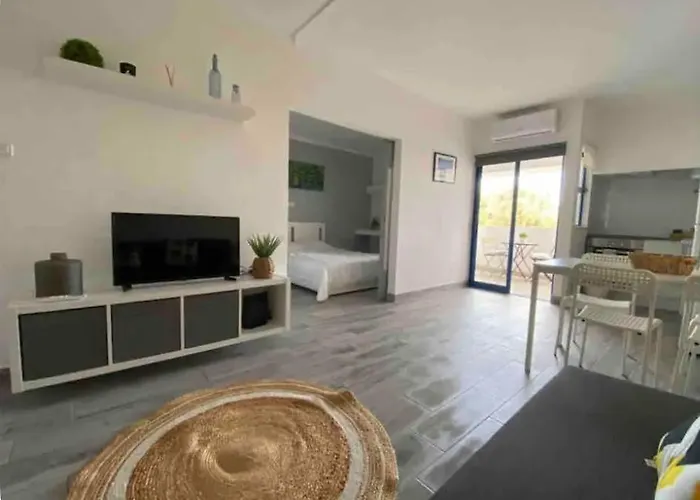 Apartment T1 Da Rocha, *